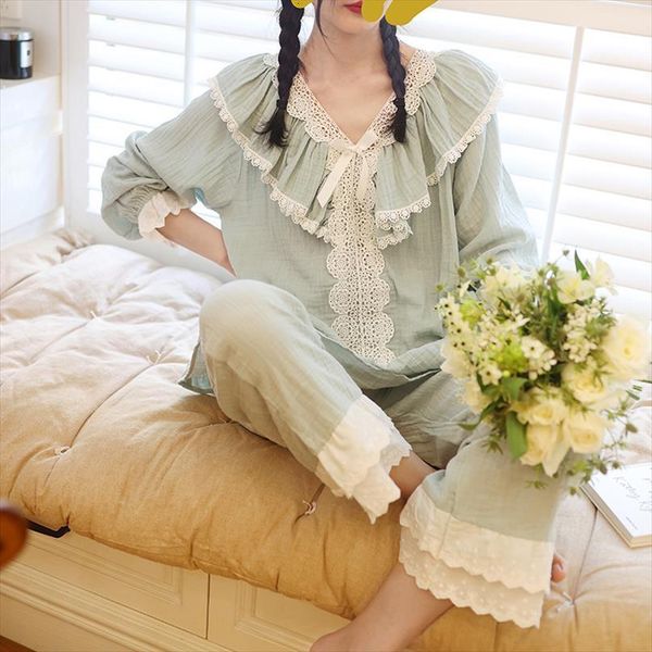 princess v neck double crape womens sleepwears cloth pajama sets pants.court style pyjamas set vintage ladies girls home sleepwear, Black;red
princess v neck double crape womens sleepwears cloth pajama sets pants.court style pyjamas set vintage ladies girls home sleepwear, Black;red