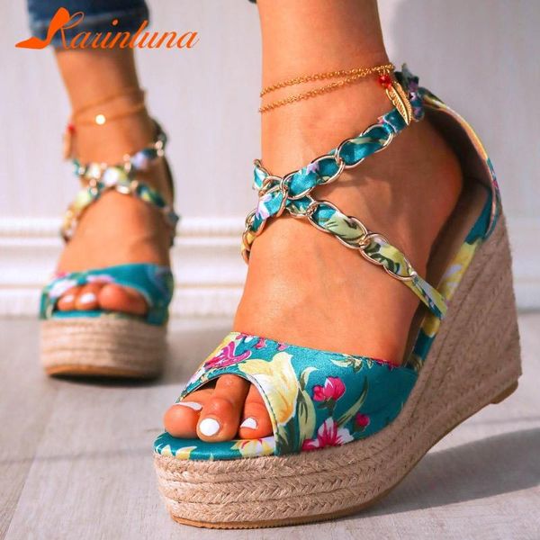 kairn 9 colors 2021 plus size 43 drop ship summer print platform wedge high heels party women shoes sandals, Black
kairn 9 colors 2021 plus size 43 drop ship summer print platform wedge high heels party women shoes sandals, Black