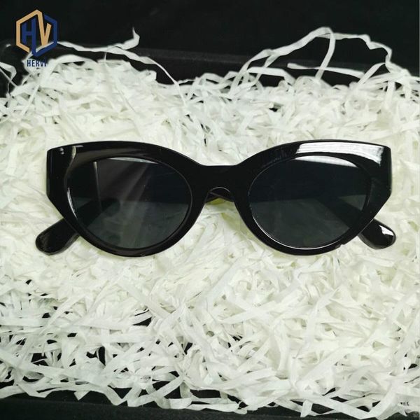 cute retro cat eye sunglasses women small black white 2021 triangle vintage sun glasses red female uv400, White;black
cute retro cat eye sunglasses women small black white 2021 triangle vintage sun glasses red female uv400, White;black