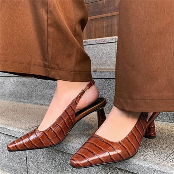 sandals retro pointed toe leather wrap summer low heels runway party beach fashion women pumps, Black
sandals retro pointed toe leather wrap summer low heels runway party beach fashion women pumps, Black
