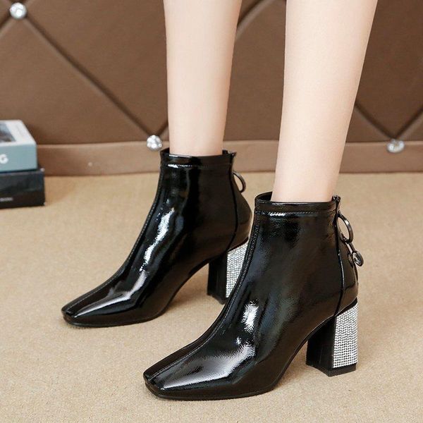 boots women 2021 autumn and winter british wind square head thick with high heels ladies back zipper warm, Black
boots women 2021 autumn and winter british wind square head thick with high heels ladies back zipper warm, Black