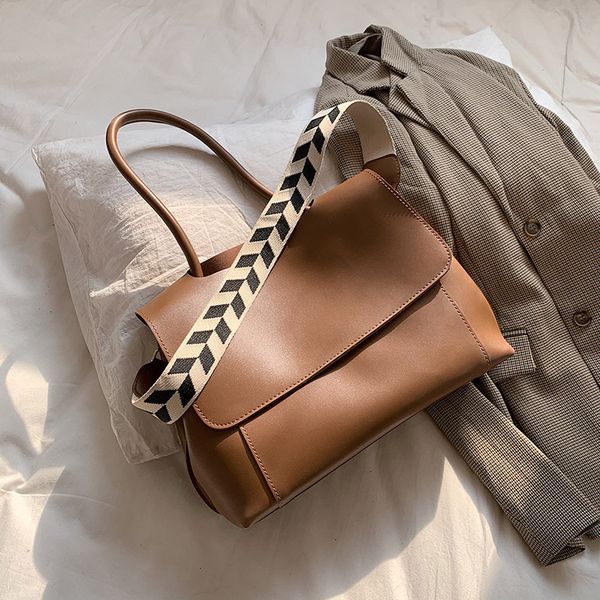 shoulder bags for women 2021 pu leather fashion handbags classic solid color ladies hand bags designer bags cover soft tote bag
shoulder bags for women 2021 pu leather fashion handbags classic solid color ladies hand bags designer bags cover soft tote bag