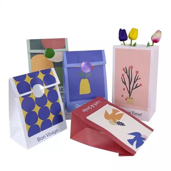 gift wrap 6pcs eco-friendly oil painting craft paper bags for packaging christmas festivals candy cookies bag with sticker
gift wrap 6pcs eco-friendly oil painting craft paper bags for packaging christmas festivals candy cookies bag with sticker