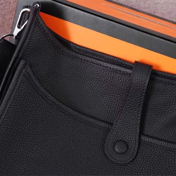 70% off design hand classic female luxury designer high-end leather bucket small square one-shoulder cross-body bag original 6lvv
70% off design hand classic female luxury designer high-end leather bucket small square one-shoulder cross-body bag original 6lvv