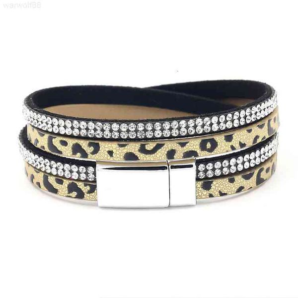 luxury korean alloy leopard magnet buckle fashion versatile multi-layer diamond leather women's hand ornament designer jewelrymen brace, Golden;silver
luxury korean alloy leopard magnet buckle fashion versatile multi-layer diamond leather women's hand ornament designer jewelrymen brace, Golden;silver