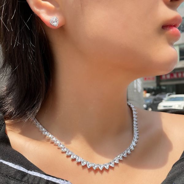 the new love shaped zircon necklace has a sense minority design, super flash full of diamond peach heart neck clavicle chain,, Black
the new love shaped zircon necklace has a sense minority design, super flash full of diamond peach heart neck clavicle chain,, Black