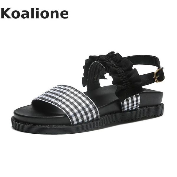 children sandals for girls beach shoes summer kids korean plaid pleated princess soft baby girl leather sandal, Black;red
children sandals for girls beach shoes summer kids korean plaid pleated princess soft baby girl leather sandal, Black;red