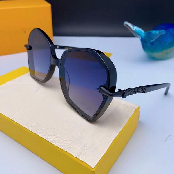 2021brand fashion vintage classic sunglasses men brand driving goggles masculino, White;black
2021brand fashion vintage classic sunglasses men brand driving goggles masculino, White;black