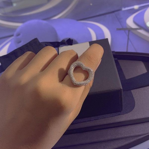 cluster rings 2021 fashion silver lucky heart shape love geometric zircon ring ladies monaco jewelry birthday gift, Golden;silver
cluster rings 2021 fashion silver lucky heart shape love geometric zircon ring ladies monaco jewelry birthday gift, Golden;silver