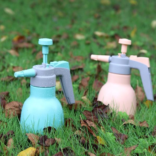 watering equipments pneumatic gardening spray bottle thickened household small disinfection plastic garden balcony plant
watering equipments pneumatic gardening spray bottle thickened household small disinfection plastic garden balcony plant