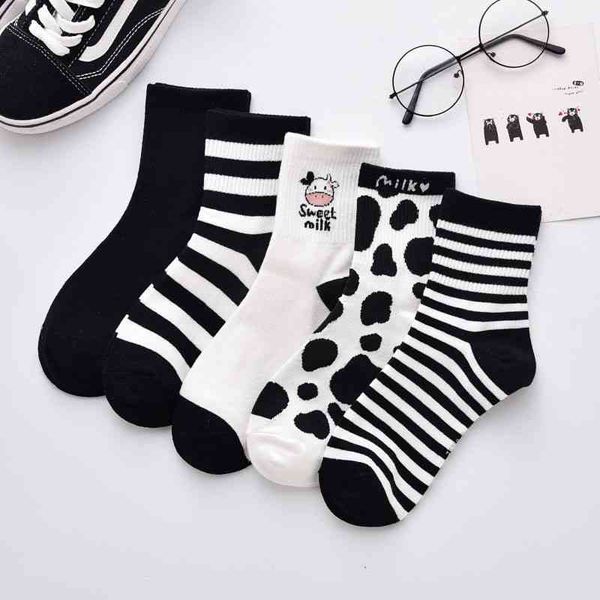 5 pairs cute cow bear print women long socks cotton solid color ankle autumn casual lady girl short, Black;white
5 pairs cute cow bear print women long socks cotton solid color ankle autumn casual lady girl short, Black;white