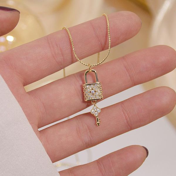 chains creative micro inlaid cz lock and key necklace for women 14k real gold exquisite zirconia kolye fashion accessories jewelry, Silver
chains creative micro inlaid cz lock and key necklace for women 14k real gold exquisite zirconia kolye fashion accessories jewelry, Silver