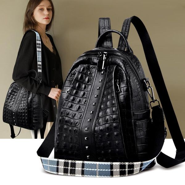 backpack 100% genuine leather crocodile grain shoulder bags for women classic black schoobag vintage lady knapsack high quality
backpack 100% genuine leather crocodile grain shoulder bags for women classic black schoobag vintage lady knapsack high quality