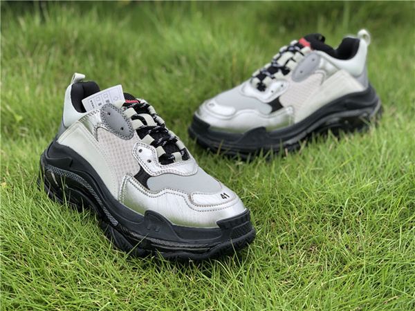 genuine original men's women's basketball shoes, sports for lovers, black and silver color, full code 35-45 with box
genuine original men's women's basketball shoes, sports for lovers, black and silver color, full code 35-45 with box