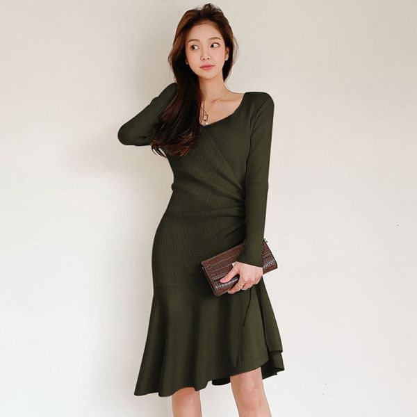 arrival fashion midi spring as party ol personality knitted low neckline fitted with mermaid dress, Black;gray
arrival fashion midi spring as party ol personality knitted low neckline fitted with mermaid dress, Black;gray
