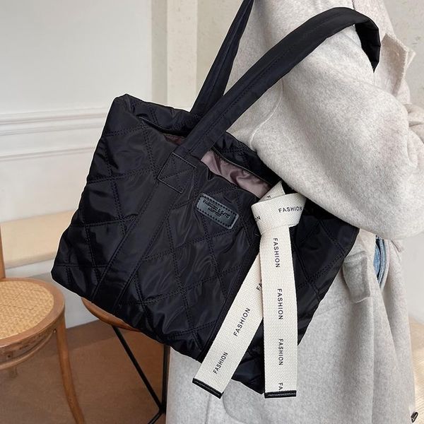 evening bags large capacity women's designer handbags diamond lattice nylon shoulder underarm for women shopping tote bag
evening bags large capacity women's designer handbags diamond lattice nylon shoulder underarm for women shopping tote bag