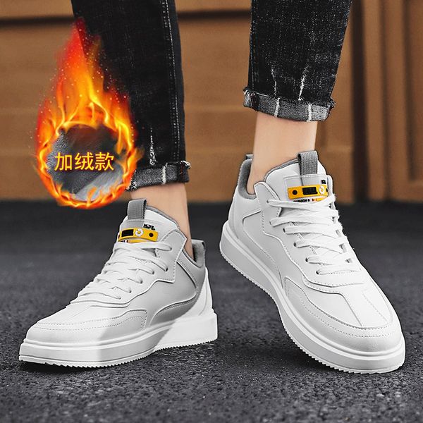 new 2021 men casual shoes men leather flat shoes lace-up low sneakers breathable male shoes fashion sneskers tenis masculino
new 2021 men casual shoes men leather flat shoes lace-up low sneakers breathable male shoes fashion sneskers tenis masculino