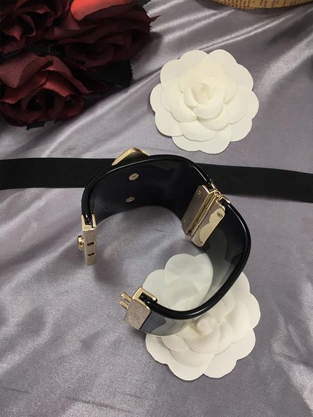 bangle luxury jewelry for women big wrist coat europe and america fashion accessories high-end gift, Black
bangle luxury jewelry for women big wrist coat europe and america fashion accessories high-end gift, Black
