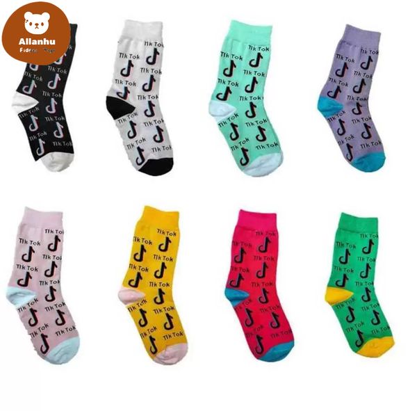tik tok socks with musical note pattern kids children autum winter mid-calf length sock teenages boys girls full printing sports casual stoc
tik tok socks with musical note pattern kids children autum winter mid-calf length sock teenages boys girls full printing sports casual stoc