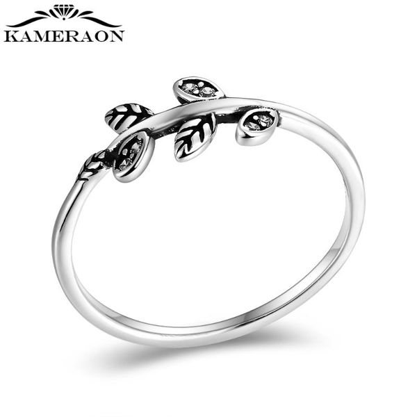 cluster rings 925 sterling silver vintage black leaves shaped women retro zircon stone finger ring wedding anniversary gift, Golden;silver
cluster rings 925 sterling silver vintage black leaves shaped women retro zircon stone finger ring wedding anniversary gift, Golden;silver
