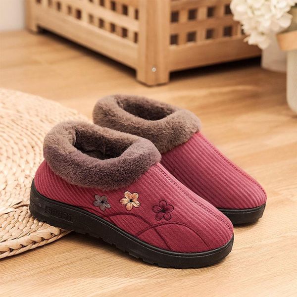 slippers retro home warm casual shoes for middle-aged women floral embroidery winter plush indoor mom non-slip flat cotton, Black
slippers retro home warm casual shoes for middle-aged women floral embroidery winter plush indoor mom non-slip flat cotton, Black