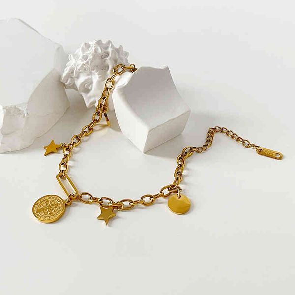 b0083 18k gold plated jewelry star round pendant bracelet for women exquisite titanium steel stars coin charm chain bracelet, Golden;silver
b0083 18k gold plated jewelry star round pendant bracelet for women exquisite titanium steel stars coin charm chain bracelet, Golden;silver