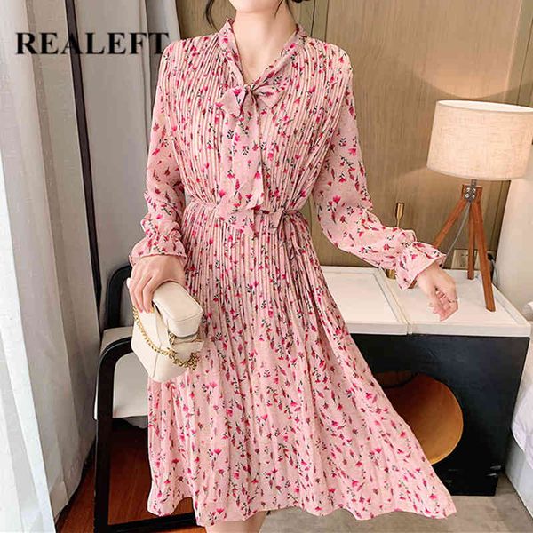 elegant retro floral printed pleated women dress chiffon flare sleeve bow female loose midi spring summer 210428, Black;gray
elegant retro floral printed pleated women dress chiffon flare sleeve bow female loose midi spring summer 210428, Black;gray