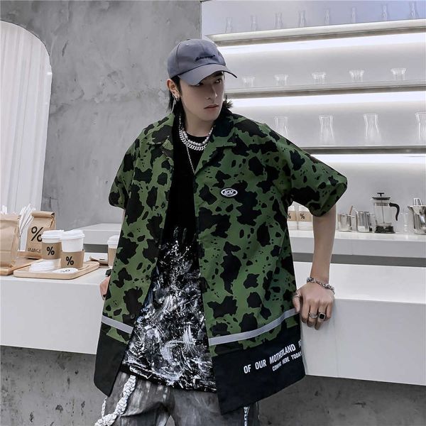 fashion shirt reflective stripe cow spot printed short sleeve men's patchwork contrast cardigan half loose trend 5-sleeve, White;black
fashion shirt reflective stripe cow spot printed short sleeve men's patchwork contrast cardigan half loose trend 5-sleeve, White;black