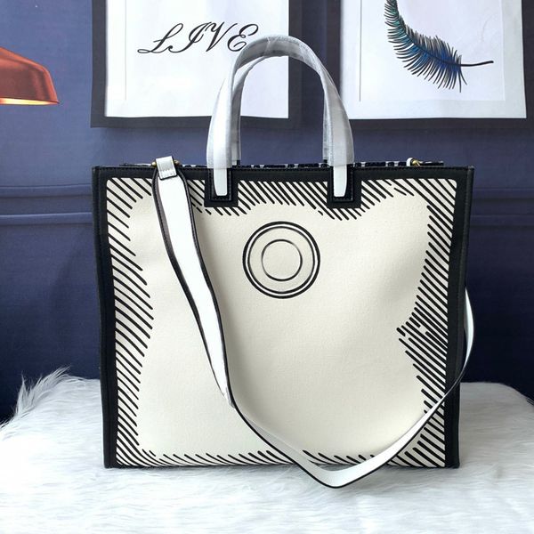 ladies messenger casual crossbody tote bag white fabric handbag interior zipper pocket long starp
ladies messenger casual crossbody tote bag white fabric handbag interior zipper pocket long starp