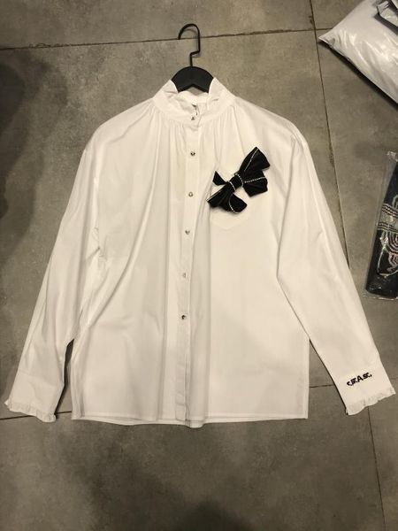 2021 spring new European white fungus edge black bow drill Long Sleeve Shirt, Tan;black
2021 spring new European white fungus edge black bow drill Long Sleeve Shirt, Tan;black