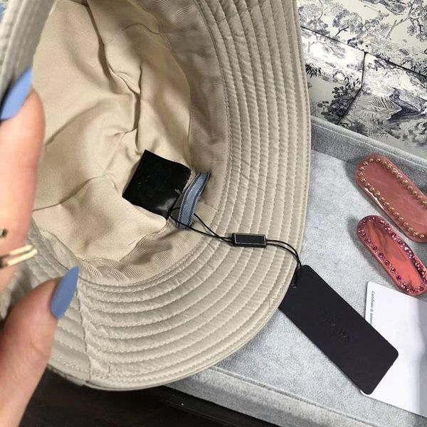 2021 good sale mens bonnet beanie bucket hat womens baseball cap snapbacks beanies fedora fitted hats woman luxurys designers caps, Blue;gray
2021 good sale mens bonnet beanie bucket hat womens baseball cap snapbacks beanies fedora fitted hats woman luxurys designers caps, Blue;gray