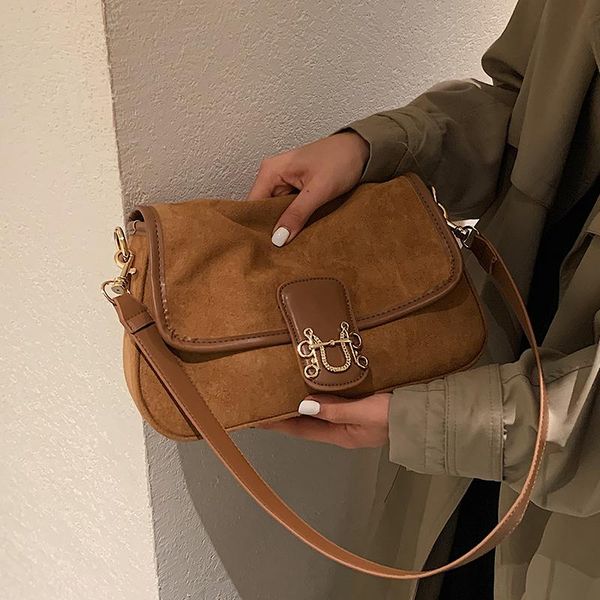 shoulder bags niche design fall/winter retro bag female messenger casual suede underarm square width: 27cm
shoulder bags niche design fall/winter retro bag female messenger casual suede underarm square width: 27cm