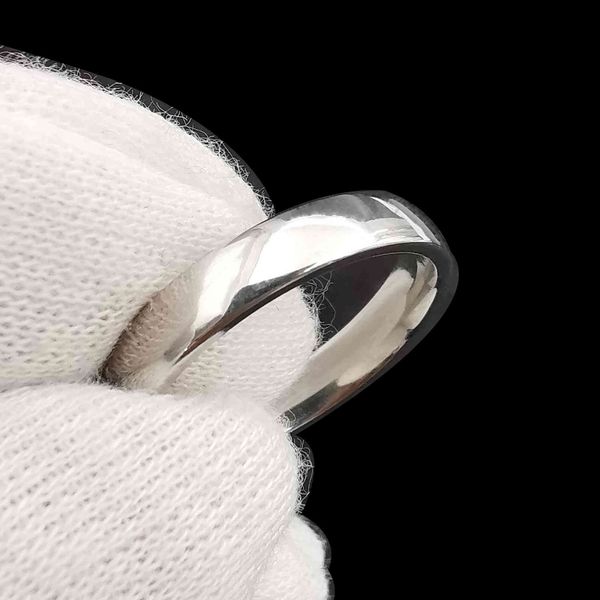 titanium stainless steel light plate 4mm wide inner and outer arc product ring, Silver
titanium stainless steel light plate 4mm wide inner and outer arc product ring, Silver
