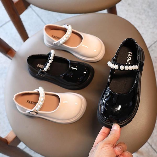 flat shoes 2021 autumn girls pearl leather children beaded princess patent wedding prom size 27-37, Black;grey
flat shoes 2021 autumn girls pearl leather children beaded princess patent wedding prom size 27-37, Black;grey