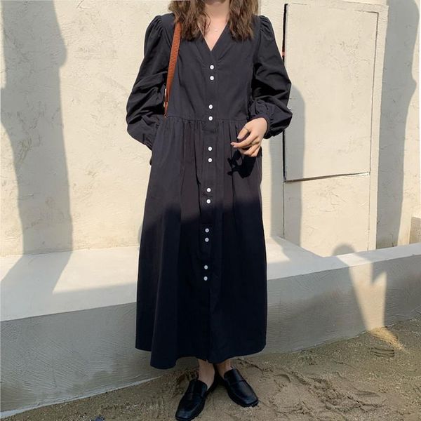 casual dresses alien kitty 2021 autumn ladies dress v-neck solid color single-breasted puff sleeve gentle minimalist elegant, Black;gray
casual dresses alien kitty 2021 autumn ladies dress v-neck solid color single-breasted puff sleeve gentle minimalist elegant, Black;gray