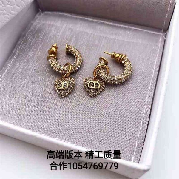 2021 new designer earrings fall and winter love letter earrings female fashion personality, Golden
2021 new designer earrings fall and winter love letter earrings female fashion personality, Golden
