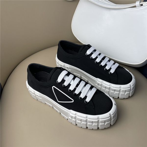 luxury designer womens shoe boot nylon cloth low lace-up thick soled leisure sports shoes with size 34-40, Black
luxury designer womens shoe boot nylon cloth low lace-up thick soled leisure sports shoes with size 34-40, Black