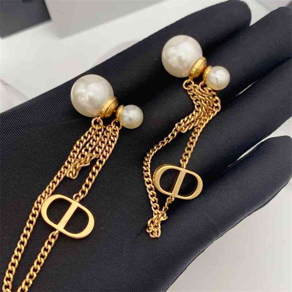 75% off outlet online di's parents' pearl female family tassel, letter back hanging earrings, net red, same style, Silver
75% off outlet online di's parents' pearl female family tassel, letter back hanging earrings, net red, same style, Silver