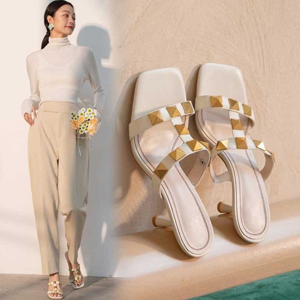 rivet mid heel half trailer summer style wear versatile fashion thin high heeled sandals for women, Black
rivet mid heel half trailer summer style wear versatile fashion thin high heeled sandals for women, Black