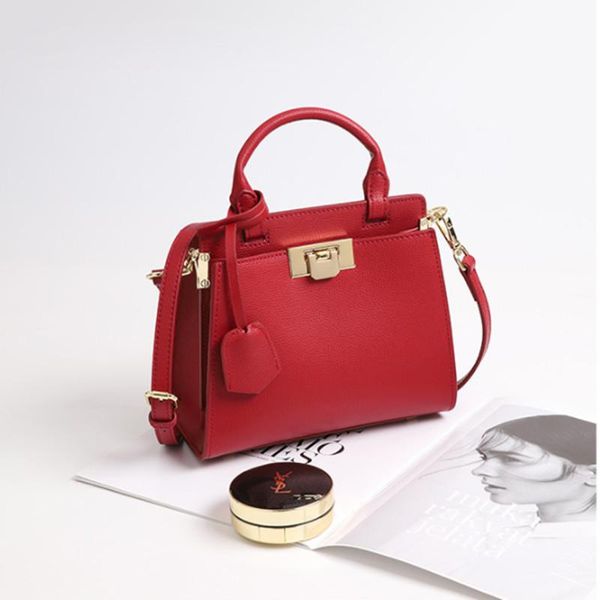 women's bags 2021 handbag spring european and american fashion leisure cassic shopping dating work shoulder bag wholesale waist
women's bags 2021 handbag spring european and american fashion leisure cassic shopping dating work shoulder bag wholesale waist