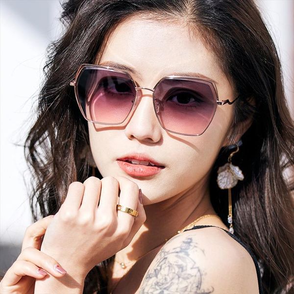 women sunglasses brand designer polarized uv400 gradient lens fashion ladies sun glasses eyewear for female v29517, White;black
women sunglasses brand designer polarized uv400 gradient lens fashion ladies sun glasses eyewear for female v29517, White;black