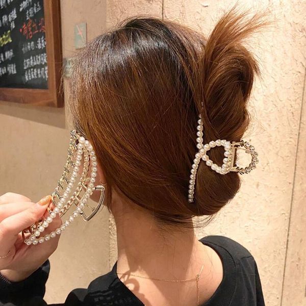 korean pearls rhinestones metal large hair geometric women girls clip barrettes hairclips hairgrips accessories
korean pearls rhinestones metal large hair geometric women girls clip barrettes hairclips hairgrips accessories