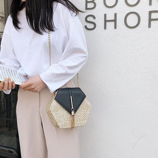 evening bags 2021 hexagon mulit style straw+leather handbag women summer rattan bag handmade woven beach circle bohemia shoulder1
evening bags 2021 hexagon mulit style straw+leather handbag women summer rattan bag handmade woven beach circle bohemia shoulder1
