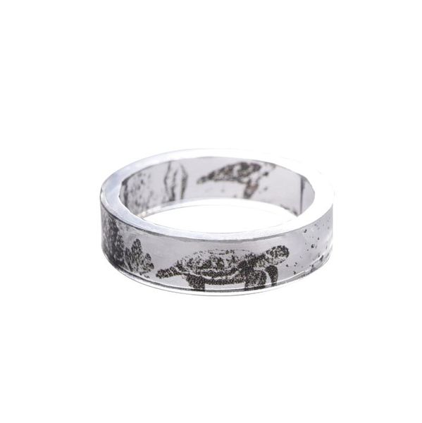 wedding rings handmade transparent tortoise and coconut tree resin scenery inside black white women finger knuckle ring 2021, Slivery;golden
wedding rings handmade transparent tortoise and coconut tree resin scenery inside black white women finger knuckle ring 2021, Slivery;golden