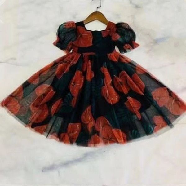 2021 very beautiful girls dress kids fashion girls party short sleeve flower children outfit, Red;yellow
2021 very beautiful girls dress kids fashion girls party short sleeve flower children outfit, Red;yellow