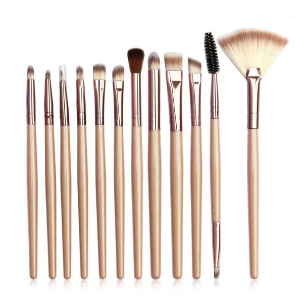 makeup brushes brush set with professional eyeshadow eyebrow concealer kit easy to use1
makeup brushes brush set with professional eyeshadow eyebrow concealer kit easy to use1
