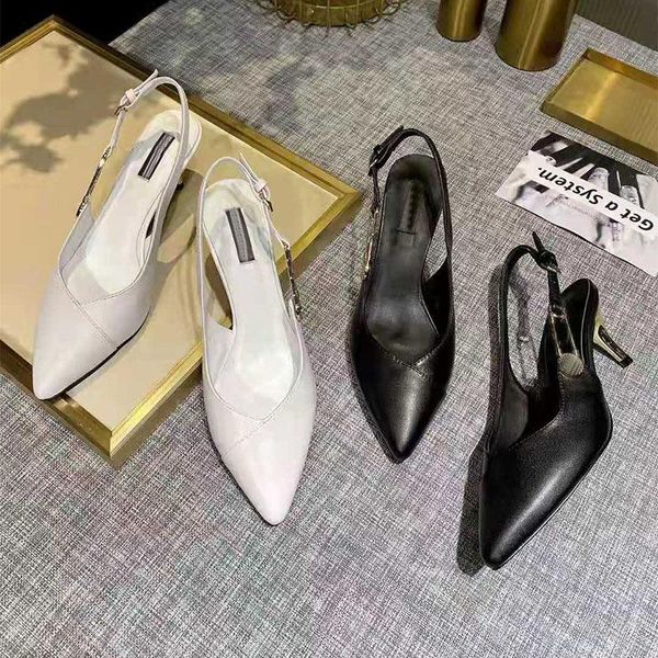 dress shoes high heels side air design pointed elegant and feminine leather metal decorative women's 35-42s, Black
dress shoes high heels side air design pointed elegant and feminine leather metal decorative women's 35-42s, Black