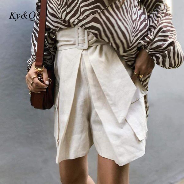 women's shorts small crowd brand design 2021 summer style white cool cotton casual high waist tooling retro elegant quality, White;black
women's shorts small crowd brand design 2021 summer style white cool cotton casual high waist tooling retro elegant quality, White;black