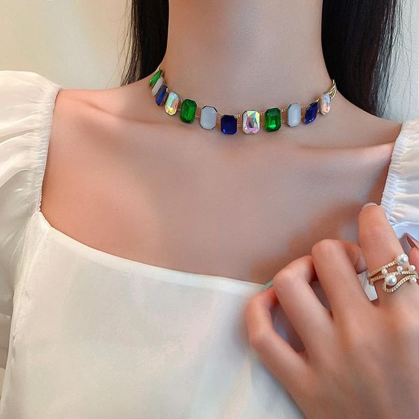 chokers minar vintage rainbow crystal necklaces for women luxury gold color chunky chain square rhinestone pendant necklace gift, Golden;silver
chokers minar vintage rainbow crystal necklaces for women luxury gold color chunky chain square rhinestone pendant necklace gift, Golden;silver