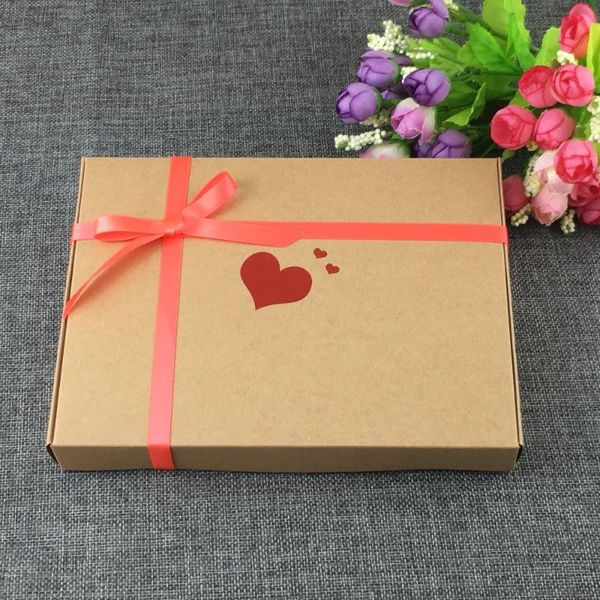 gift wrap 12pcs/lot handmade cuboid kraft paper box with ribbon red heart-shaped 20x15x2.5cm for candy scarf dried petals green tea
gift wrap 12pcs/lot handmade cuboid kraft paper box with ribbon red heart-shaped 20x15x2.5cm for candy scarf dried petals green tea